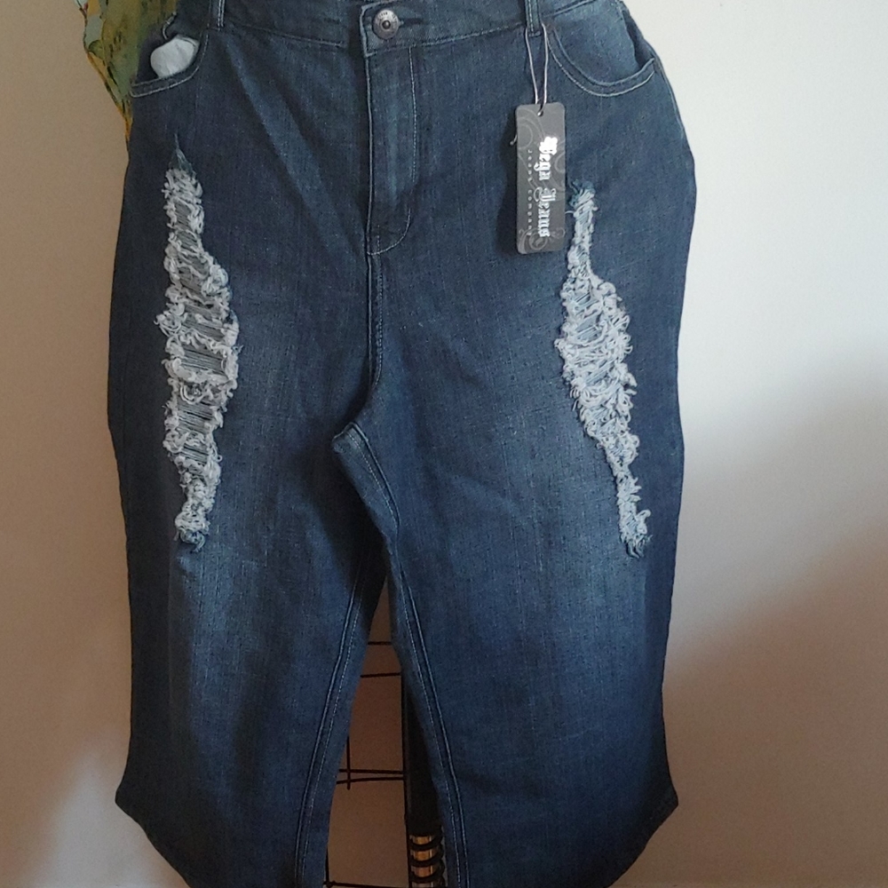 Vega  Jeans with and without tags